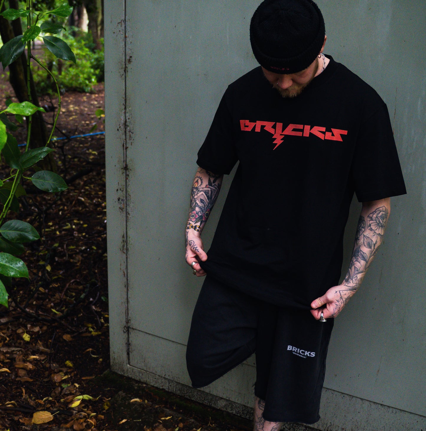 BRICKS ROCKSTAR TEE
