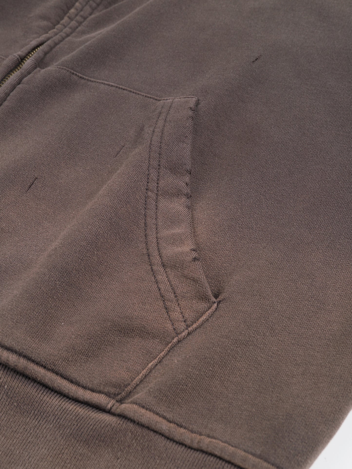 BRICKS FUNDAMENTALS DISTRESSED LOGO ZIP UP (EARTH)
